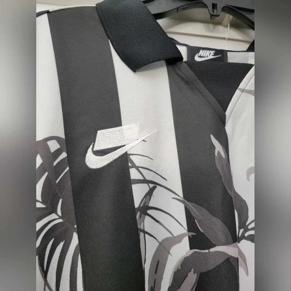 Nike t shirt - Picture 3 of 5